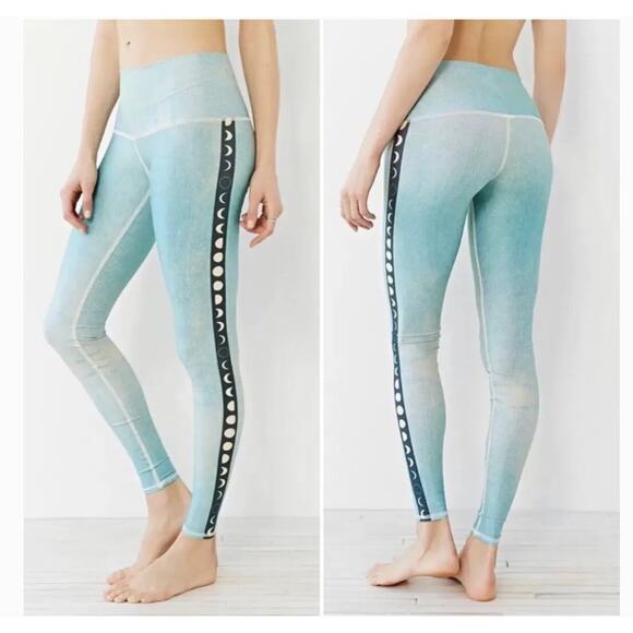 TEEKI Women's Size XS Hot Pants Blue Moon Leggings Teal High Rise Whimsigoth Gym - Picture 1 of 11
